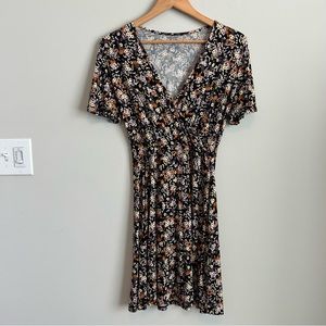 41 Hawthorn | Skater Dress Floral Faux Wrap Short Sleeve Small